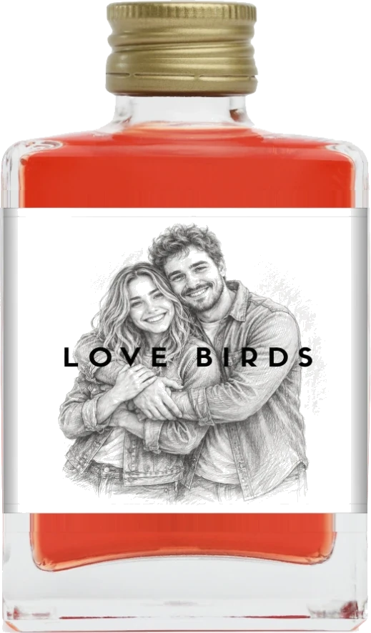 Custom wedding label on a Maux Negroni bottle